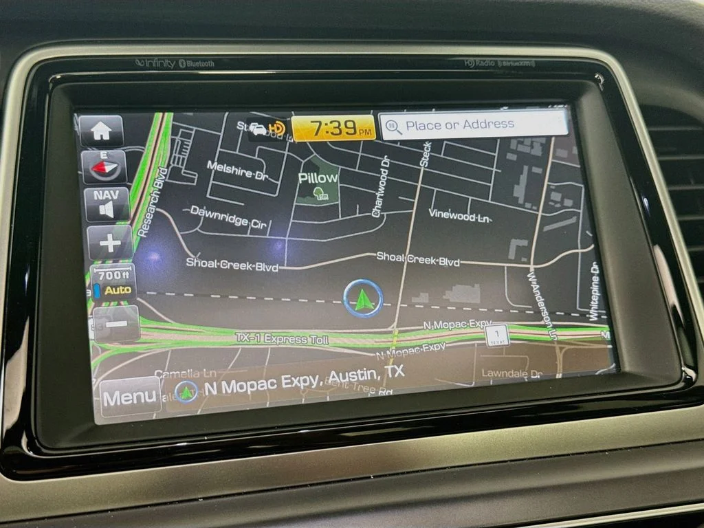 Used 2019 Blue Hyundai Limited image 17
