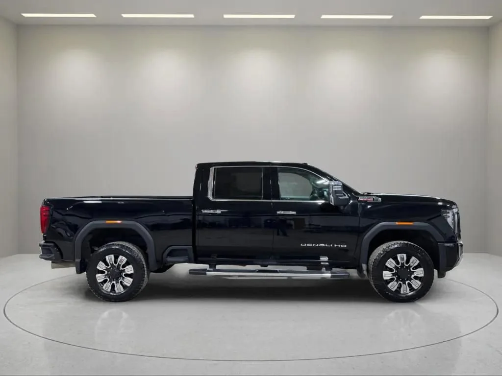 Certified Used 2024 Onyx Black GMC Denali image 7
