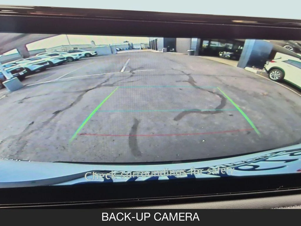Used 2024 White Nissan ENGAGE image 22