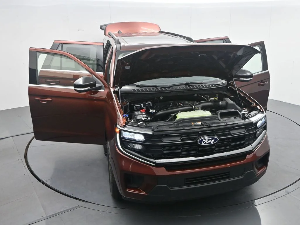 New 2027 Bronze Fire Metallic Tinted Clearcoat Ford MAX Active image 51