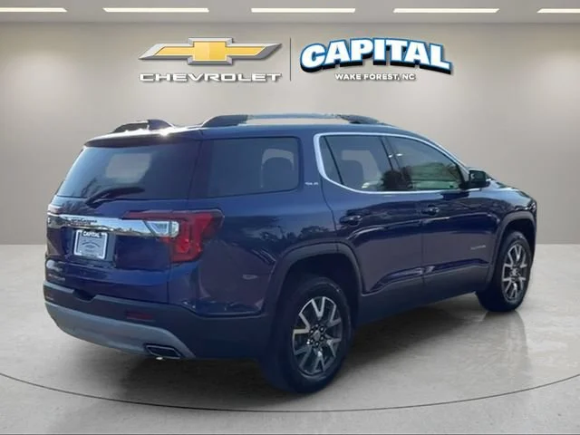 Used 2023 Ultra Blue Metallic GMC SLE image 6