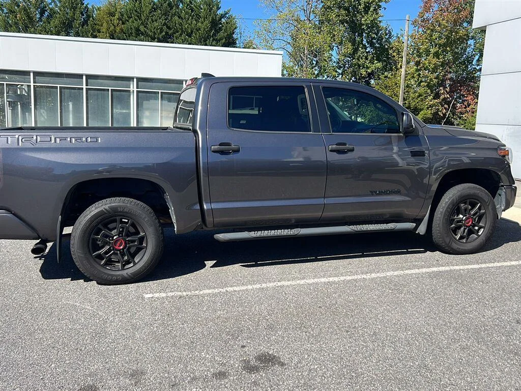 Used 2021 MAGNETIC GRAY METALLIC TOYOTA  image 3