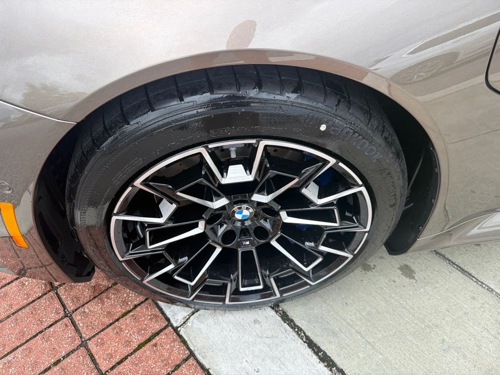 Used 2027 Special Order Color BMW Base image 9