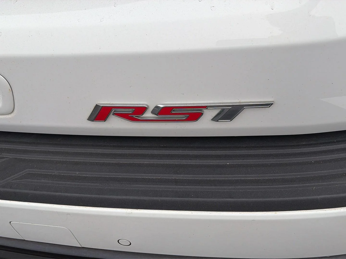 Used 2023 Wh Chevrolet  image 10