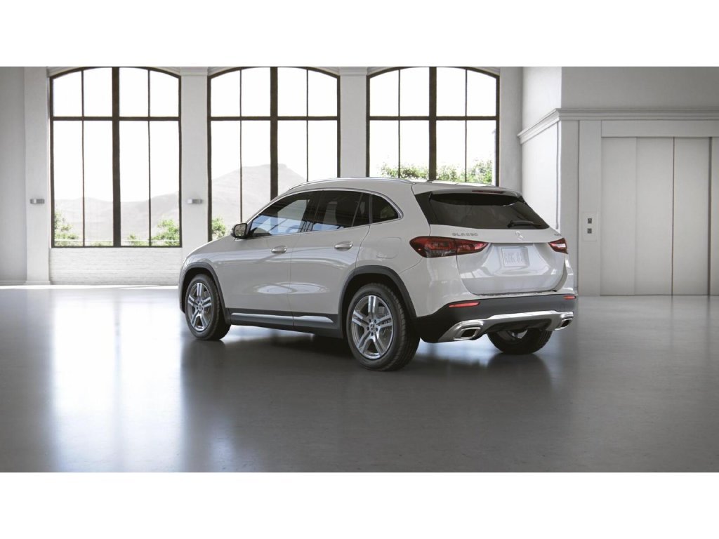 Certified Used 2023 Polar White Mercedes-Benz GLA 250 4MATIC® image 30