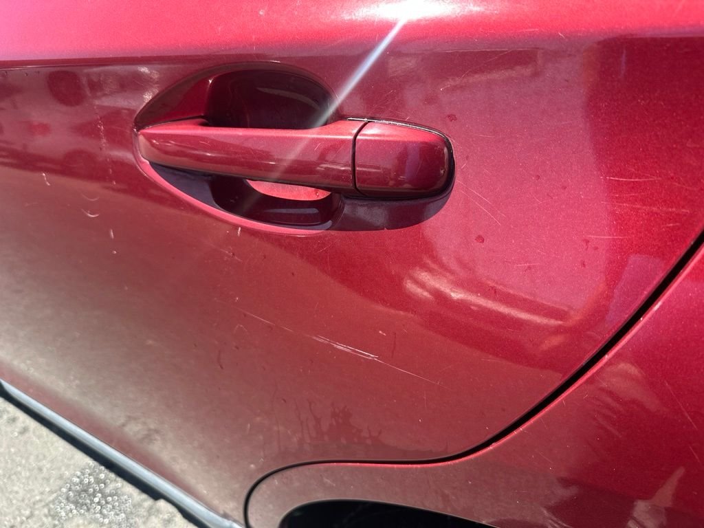 Used 2017 Red Subaru 2.5i Premium image 12
