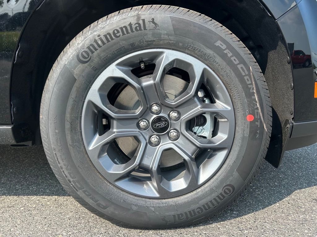 New 2026 Shadow Black Ford XLT image 34