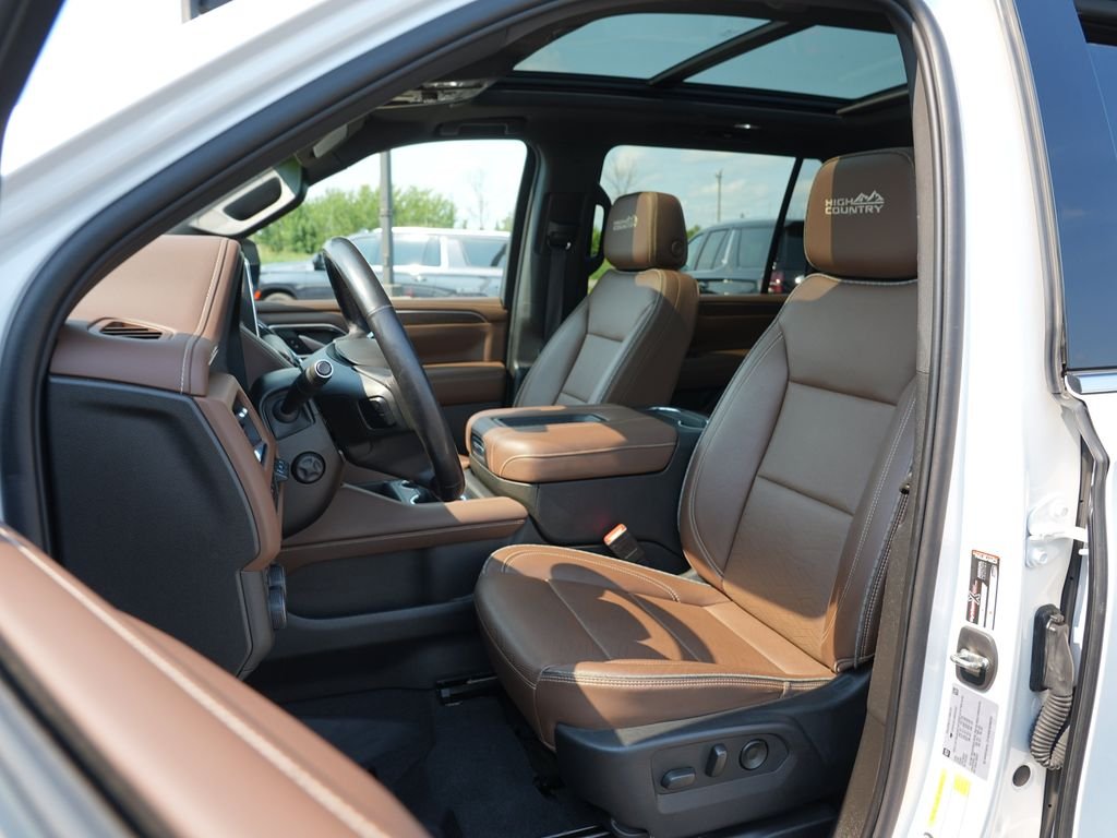Used 2022 Beige Chevrolet High Country image 12