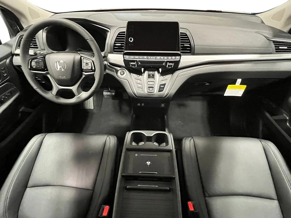 New 2026 Platinum White Pearl Honda EX image 23