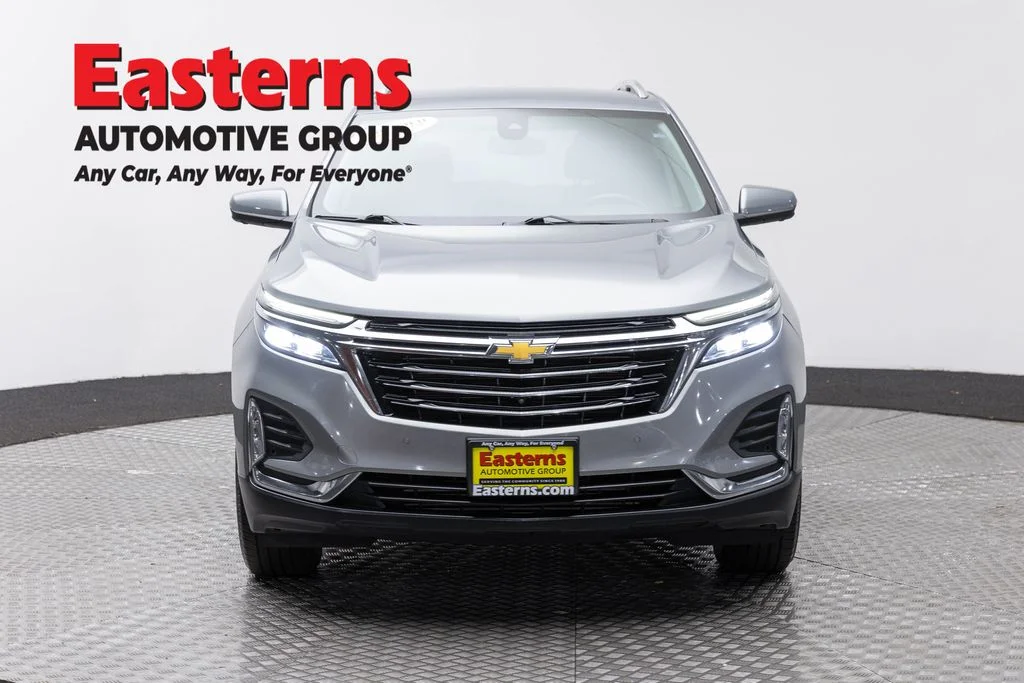 Used 2023 Gray Chevrolet Premier image 2