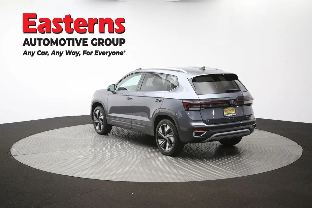 Used 2025 Gray Volkswagen 1.5T SE image 62