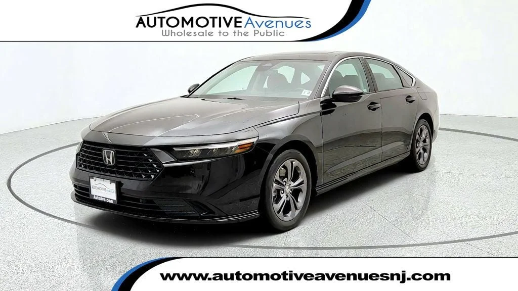 Used 2024 Crystal Black Pearl Honda EX-L Sedan image 1