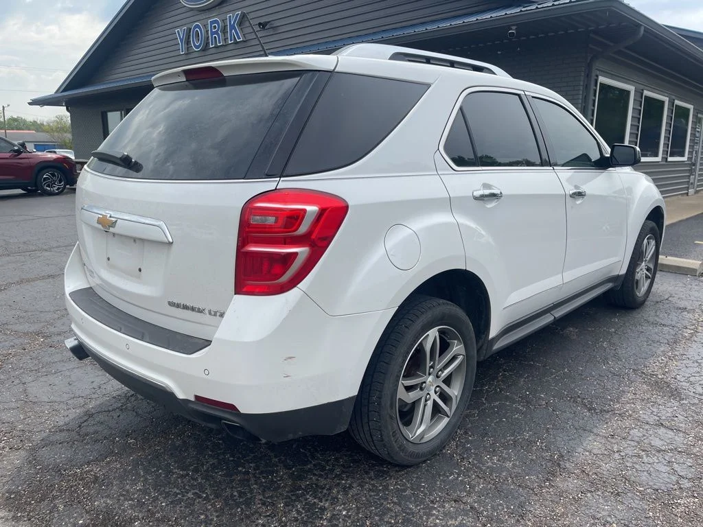 Used 2016 Beige Chevrolet LTZ image 8