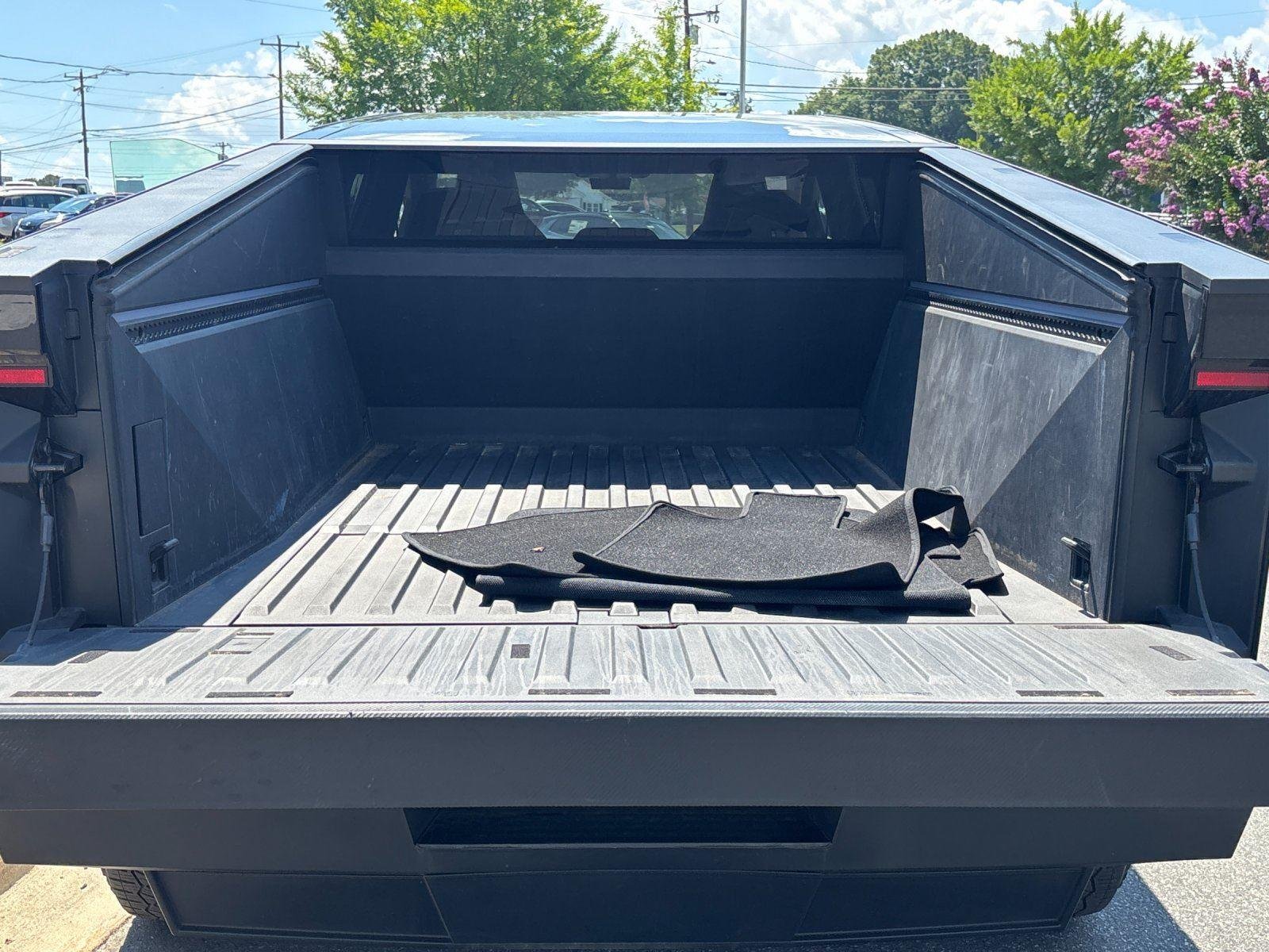 Used 2024  Tesla Cyberbeast image 35