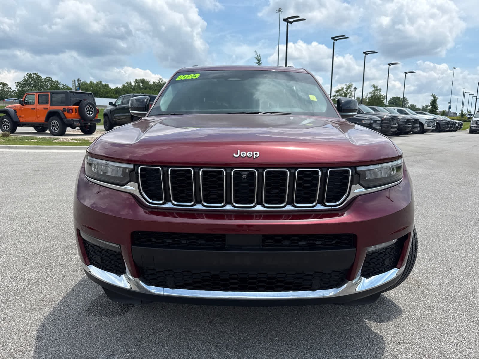 Used 2023 Velvet Red Pearlcoat Jeep Limited image 3