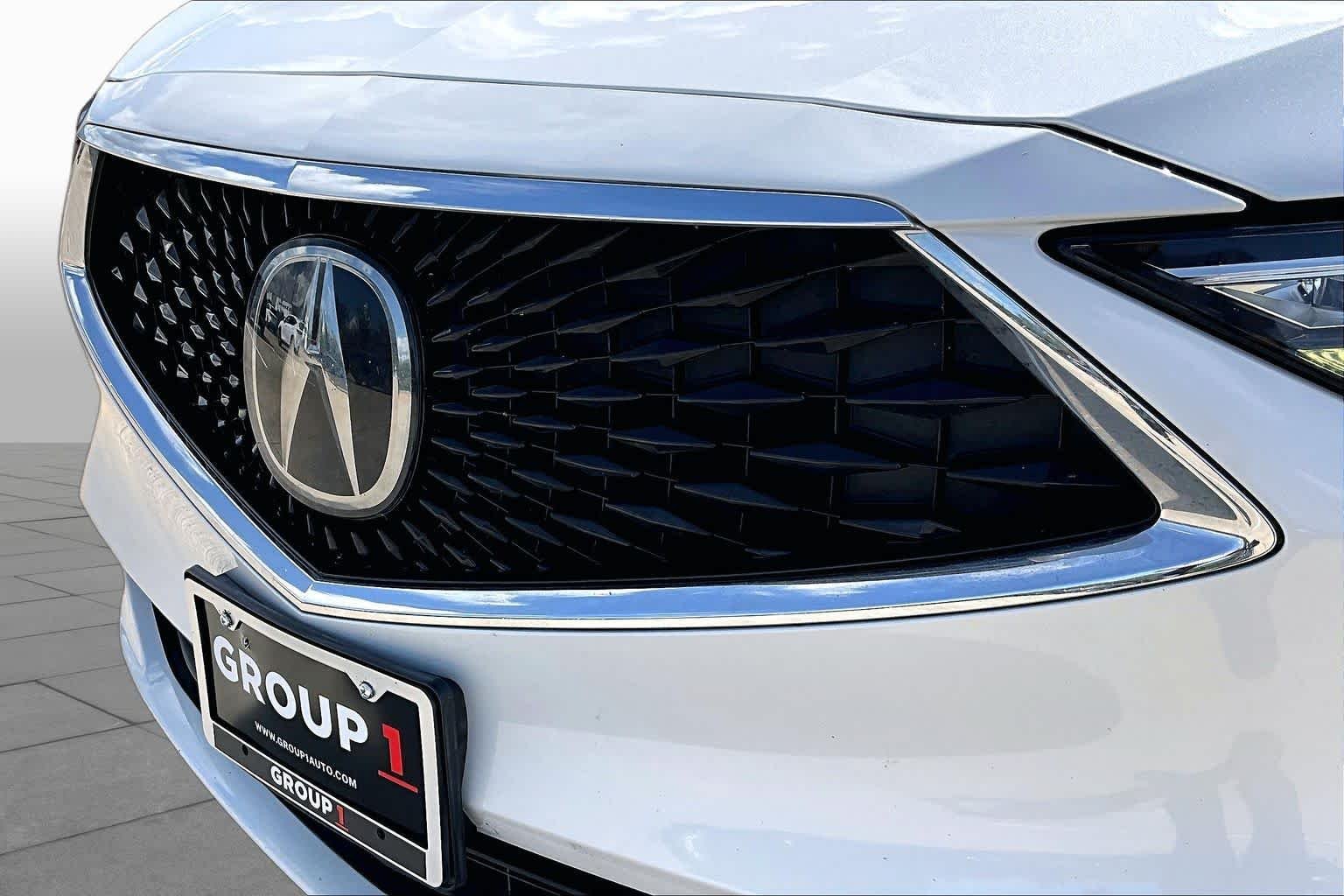 Used 2022 Platinum White Pearl Acura  image 30