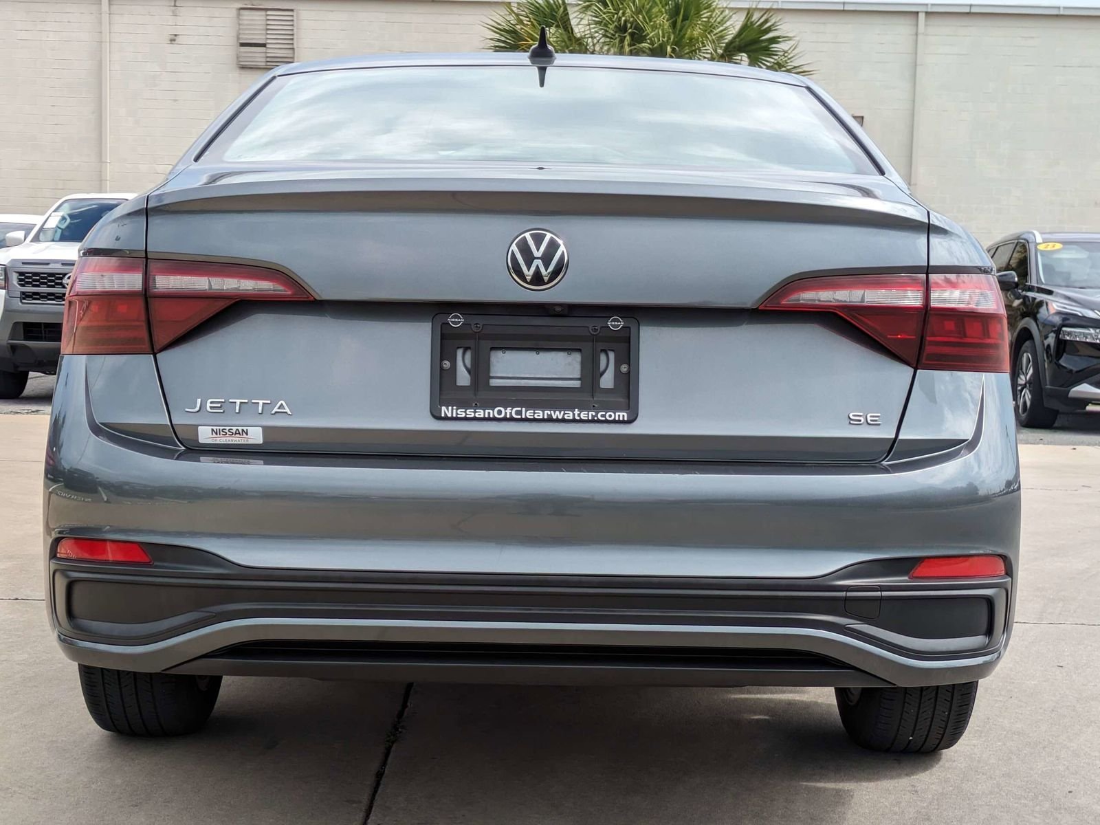 Used 2024 Gray Volkswagen 1.5T SE image 7