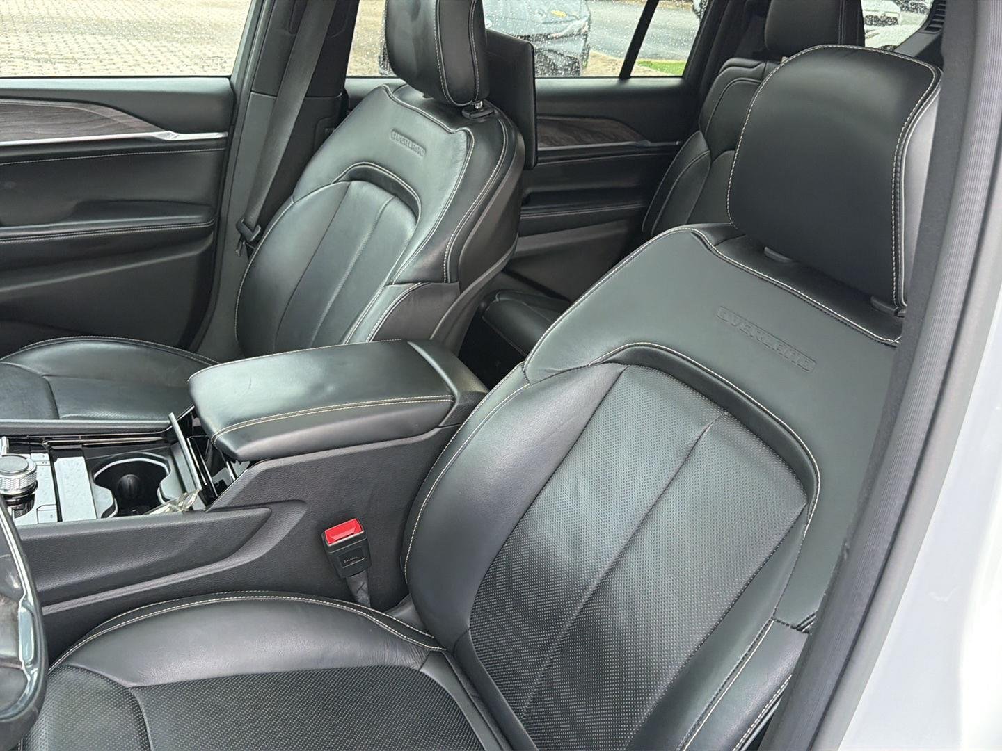 Used 2023 Bright White Clearcoat Jeep Overland image 32
