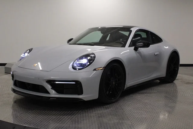 2024 Porsche 911 Carrera GTS