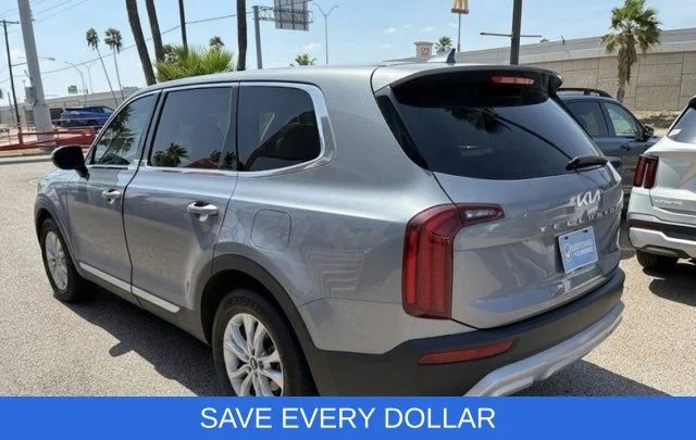 Used 2022 Silver Kia LX image 5