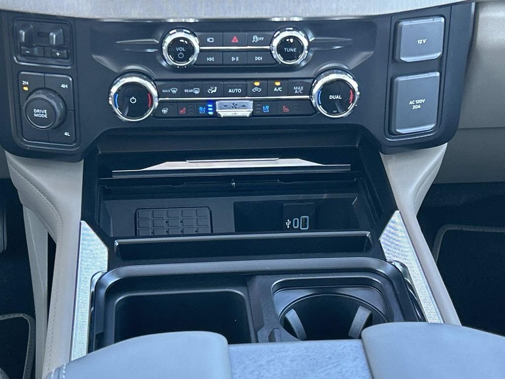 New 2026 Agate Black Metallic Ford F-450® Platinum® image 28