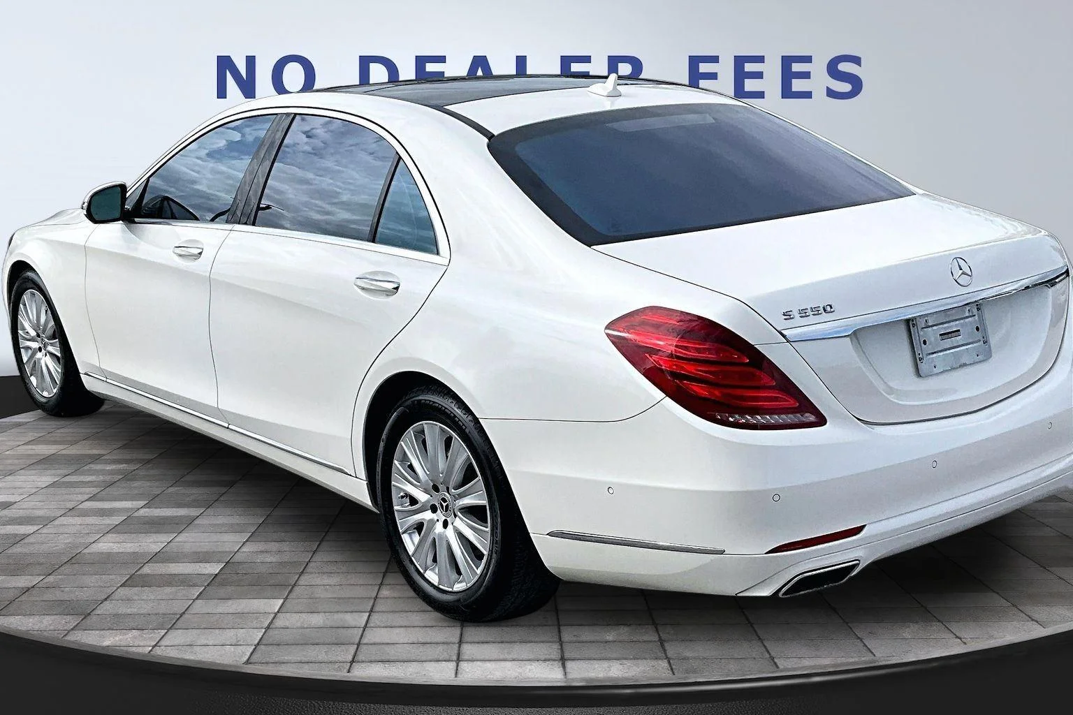 Used 2014 Diamond White Metallic Mercedes-Benz S 550 image 4