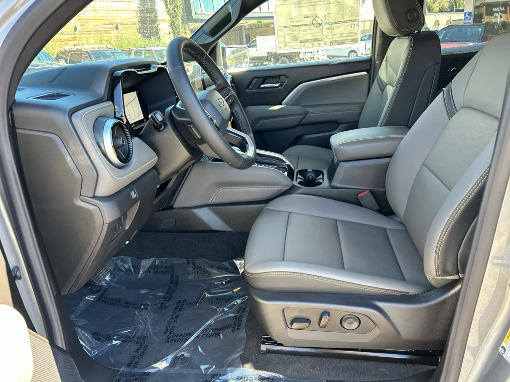 2026 Chevrolet Colorado ZR2 - Photo 17