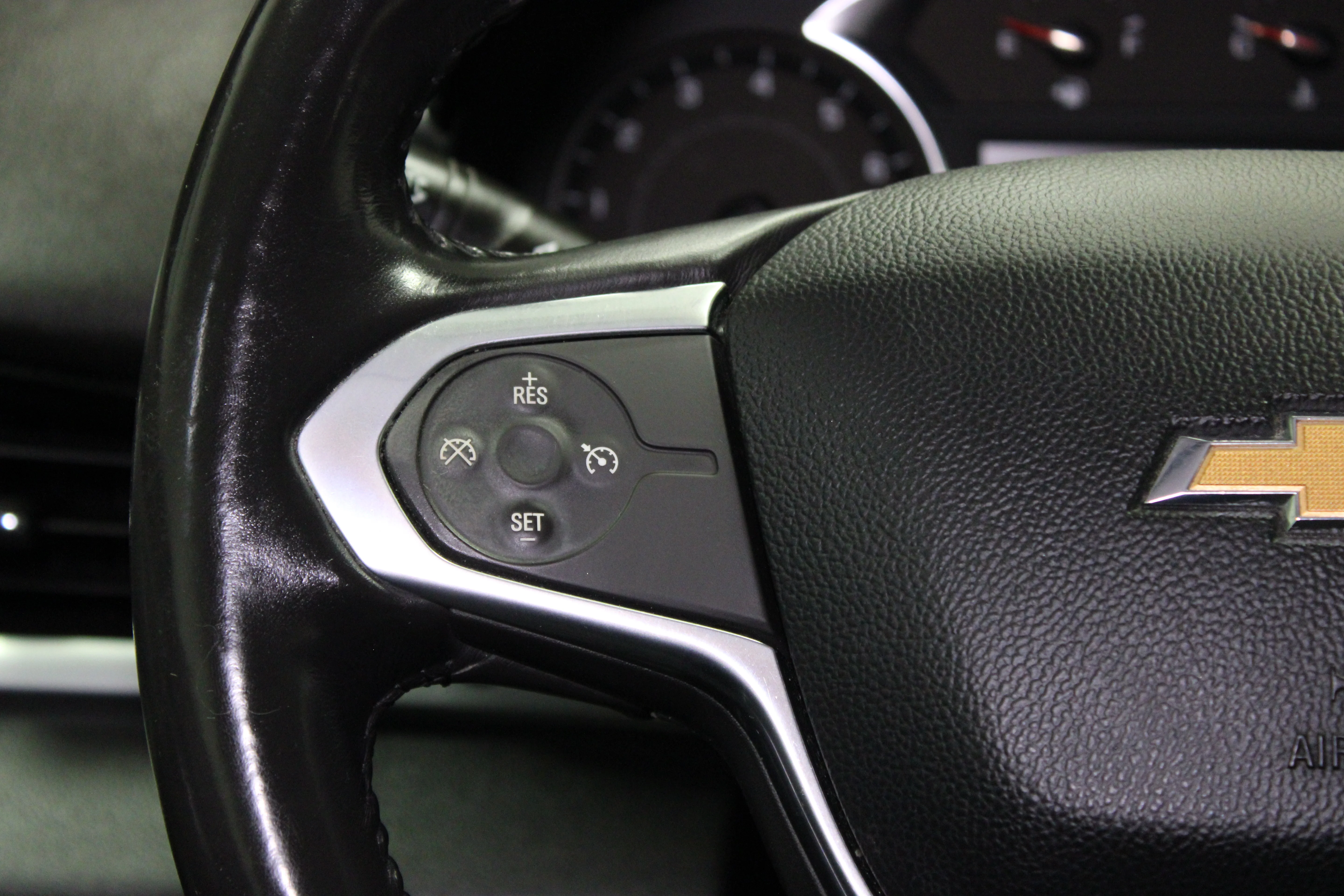 Used 2020 Stone Gray Metallic Chevrolet LT image 23