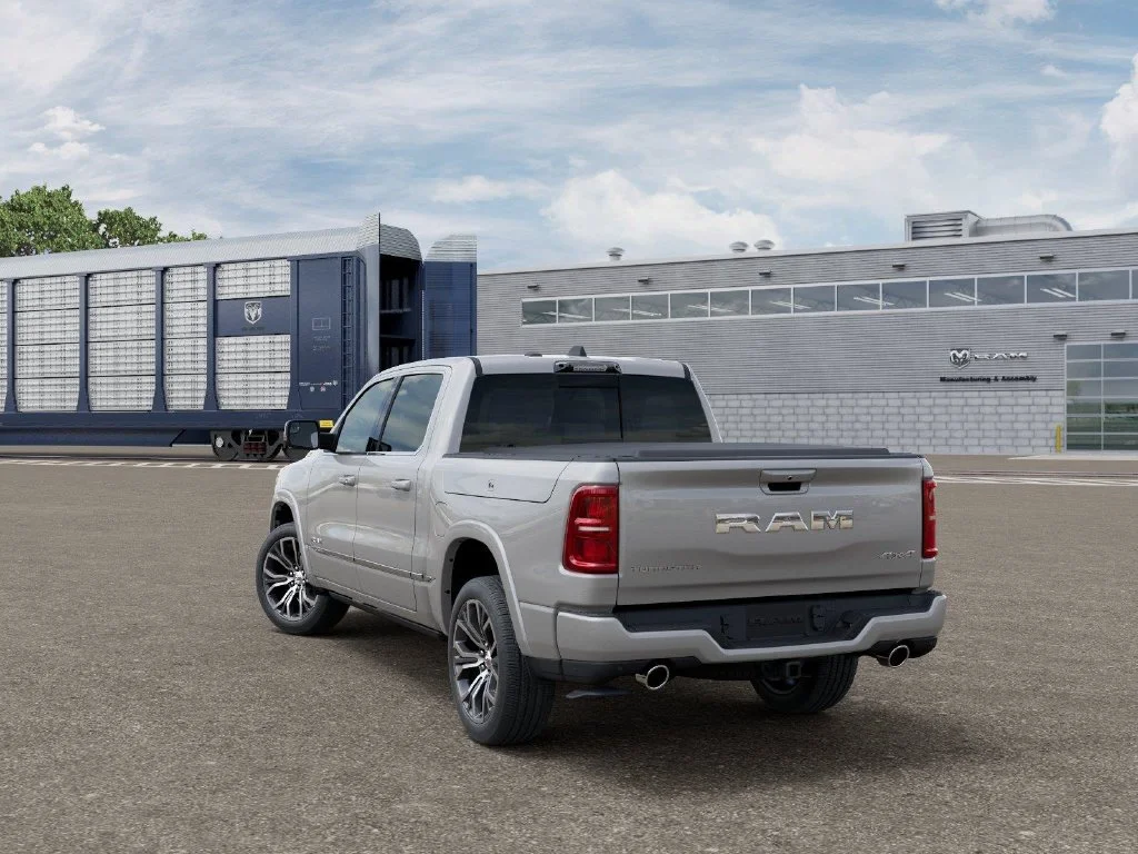 New 2027 Silver Zynith Exterior Paint RAM Tungsten image 3