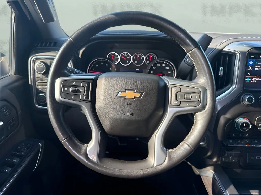 Used 2022 SUMMIT WHITE Chevrolet LTZ image 16