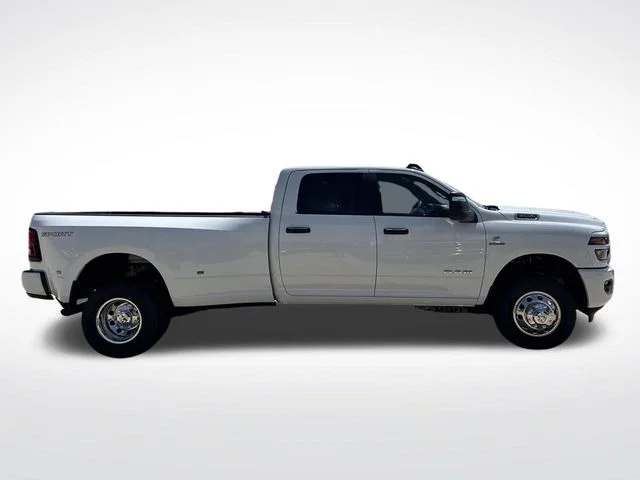 New 2027 White Ram Big Horn image 9
