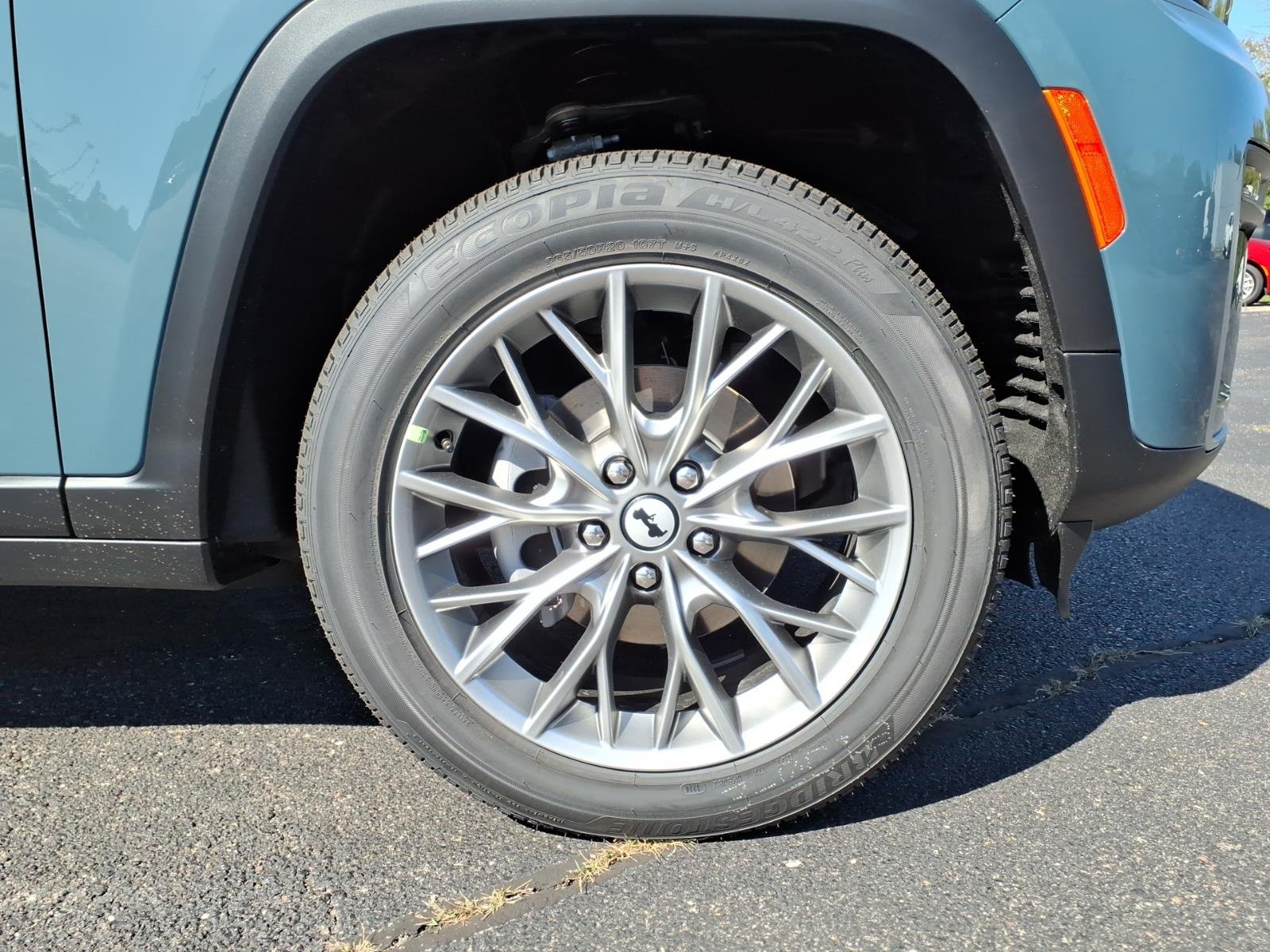New 2027 Steel Blue Paint Jeep Limited image 9