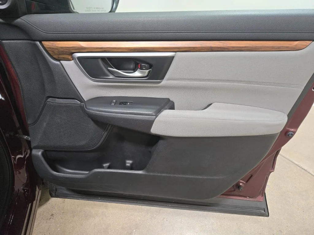 Used 2017 Red Honda EX image 25