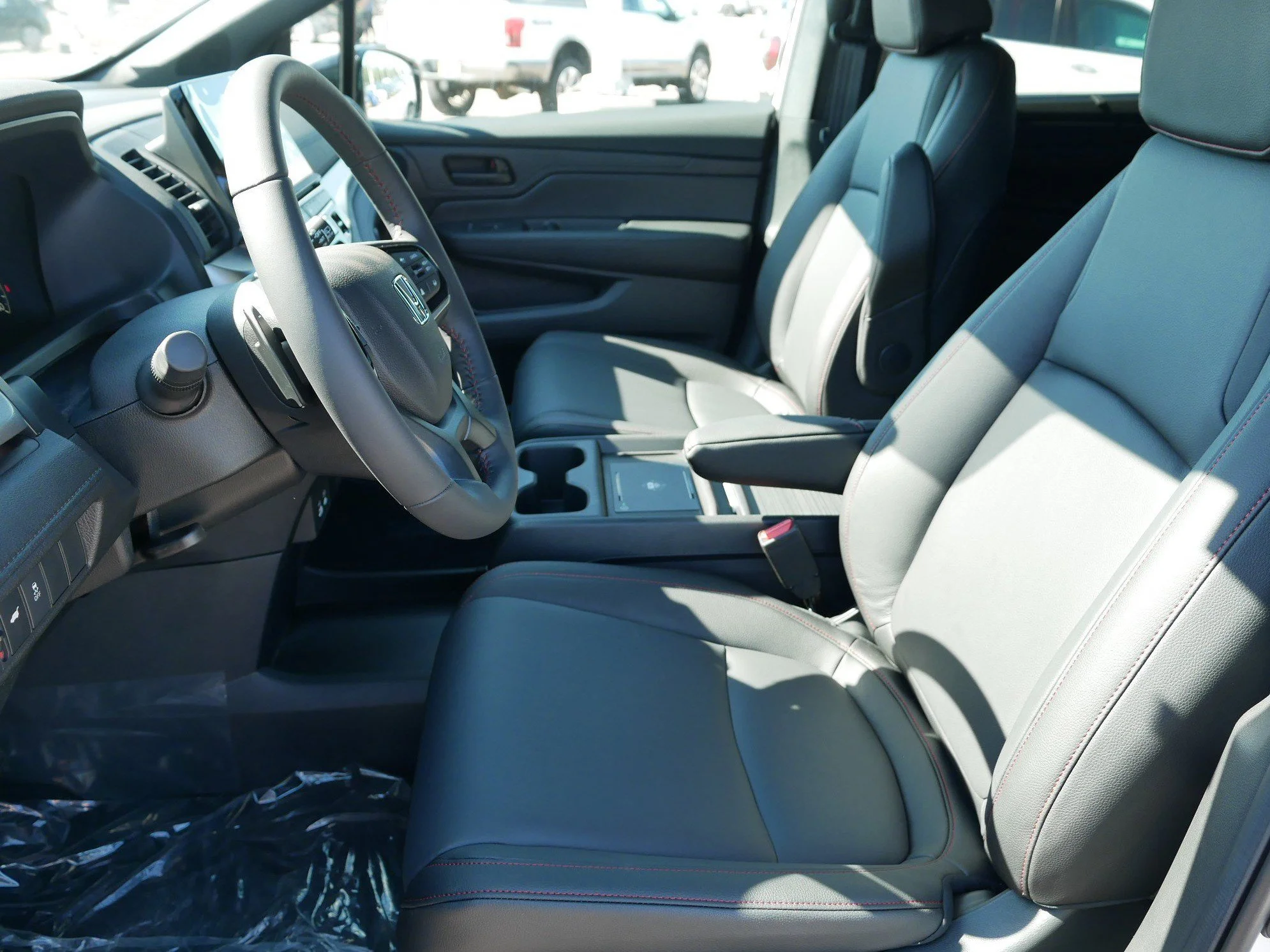 New 2026 Platinum White Pearl Honda Sport-L image 5