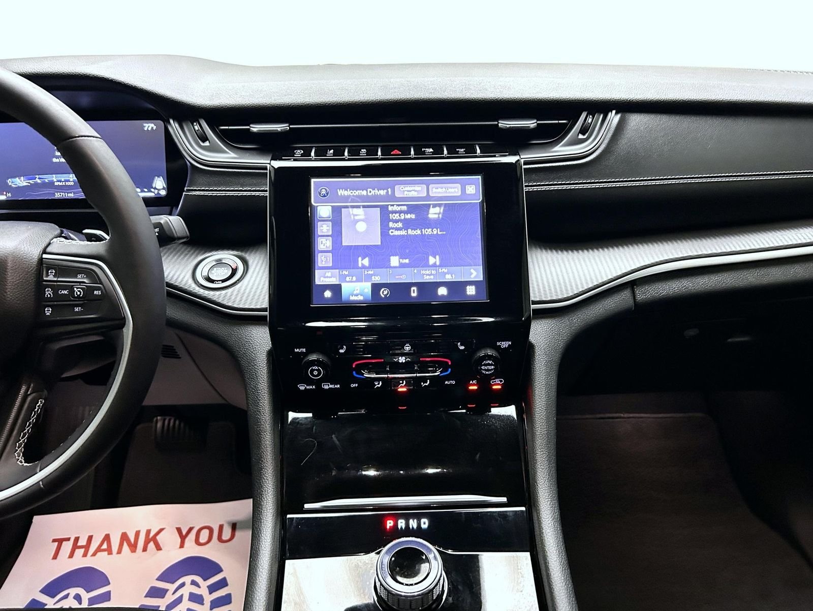 Used 2023 White Jeep Altitude image 13