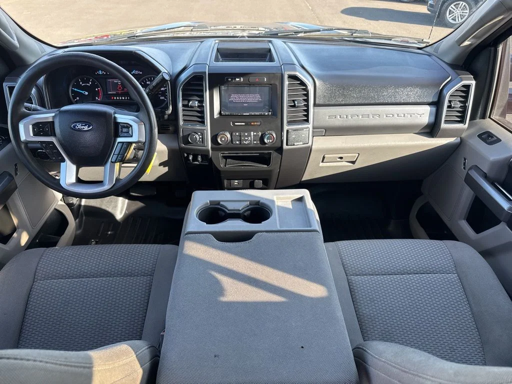 Used 2019 Magnetic Metallic Ford XLT image 15