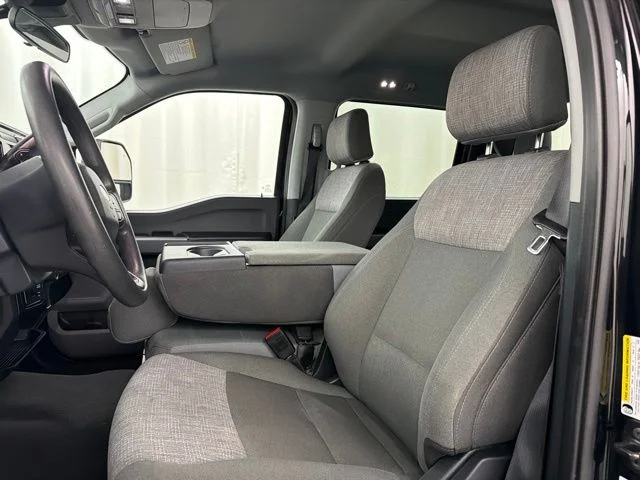 Used 2025 Black Ford XLT image 9