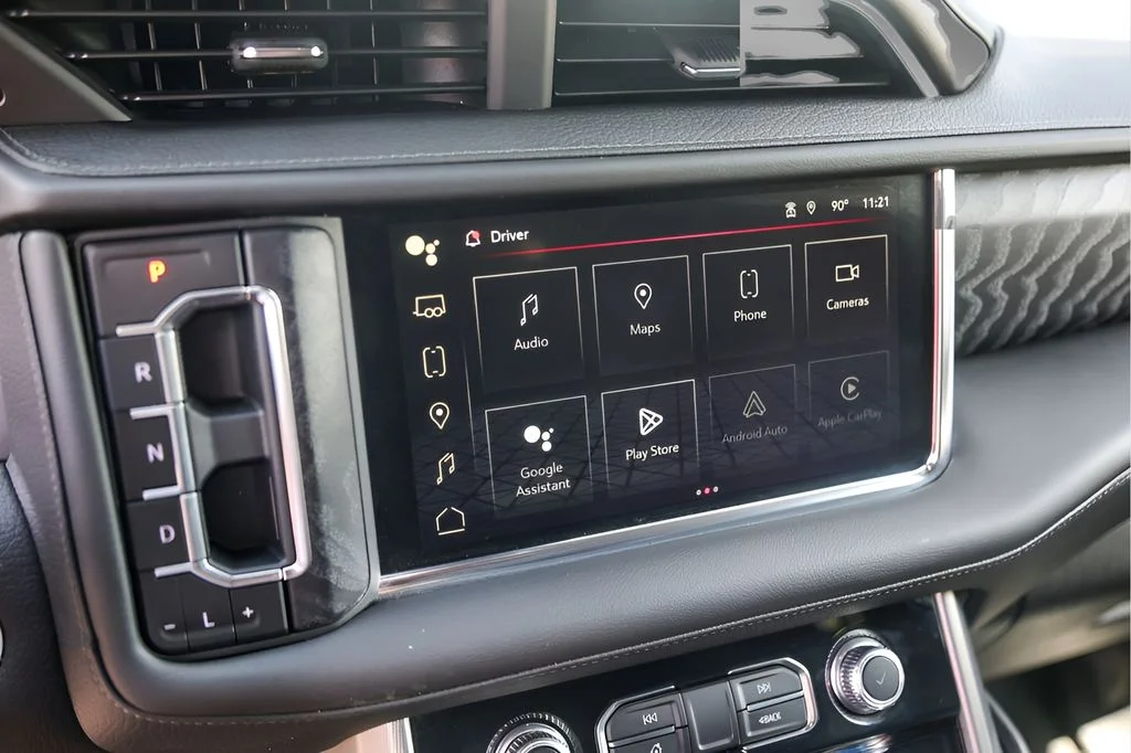Used 2024 Silver GMC Denali image 19