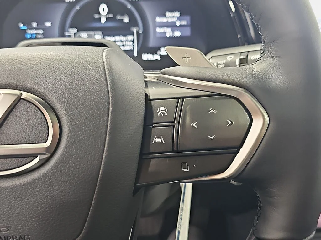 New 2026 Eminent White Pearl Lexus LUXURY AWD image 17