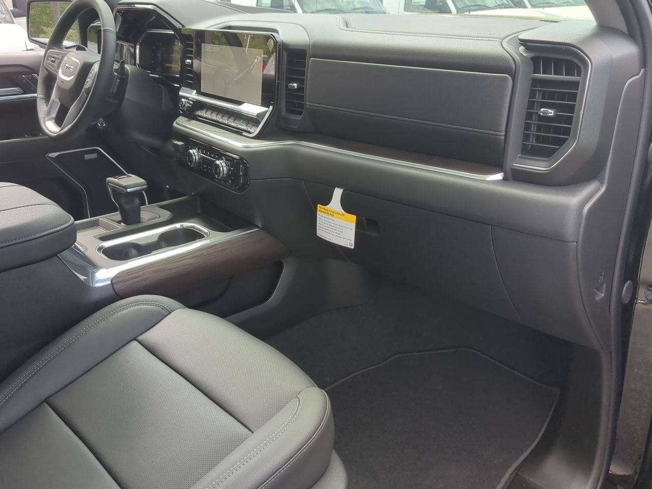 New 2026 Onyx Black GMC SLT image 30