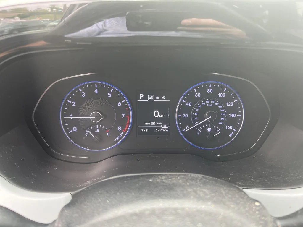 Used 2022 White Hyundai SEL image 7