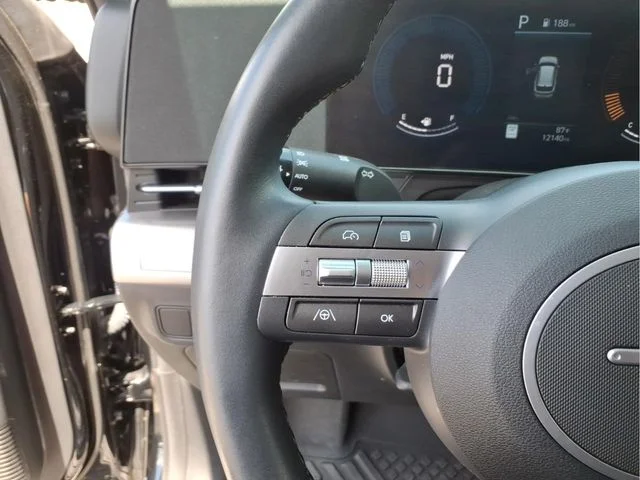 Used 2025 Black Hyundai SEL image 24