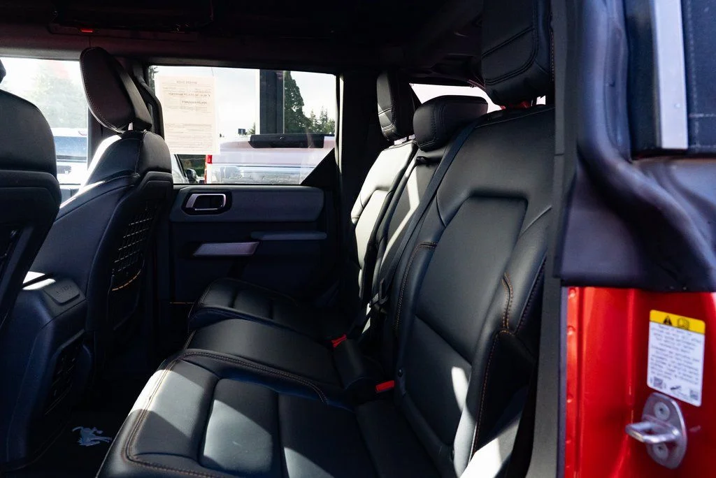 Used 2023 Red Ford Badlands image 19
