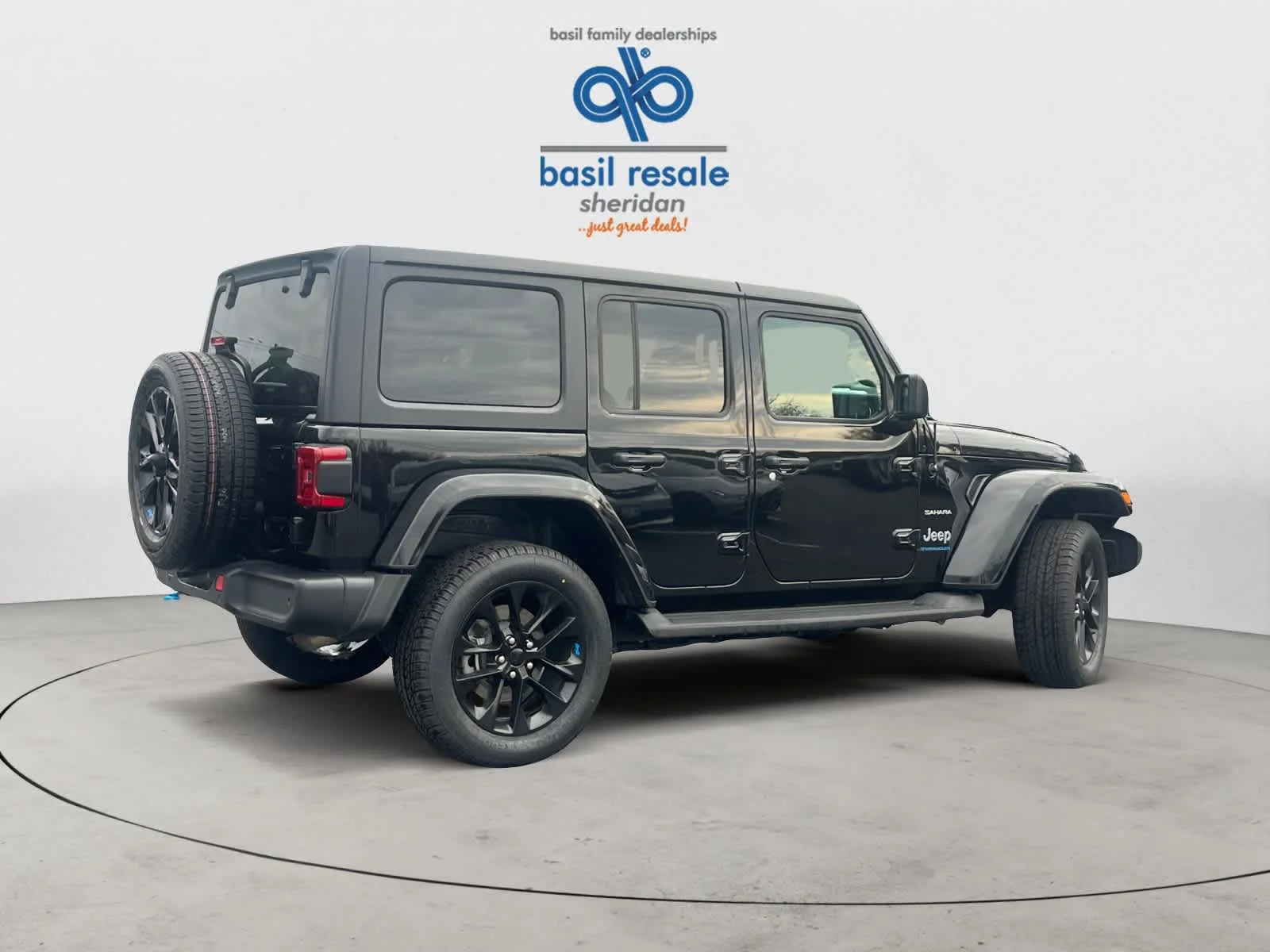 2023 Jeep Wrangler 4xe Sahara 4XE - Photo 13