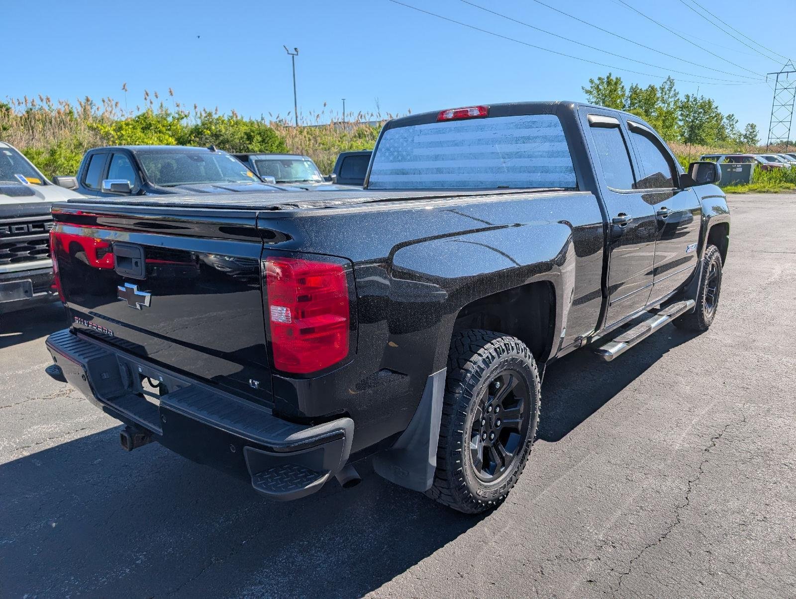 Used 2018 BLACK Chevrolet LT image 7