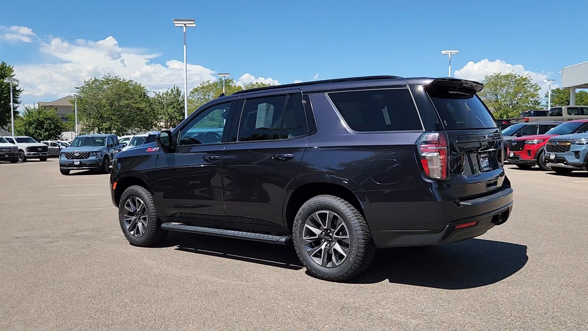 Used 2023 Dark Ash Metallic Chevrolet Z71 image 19