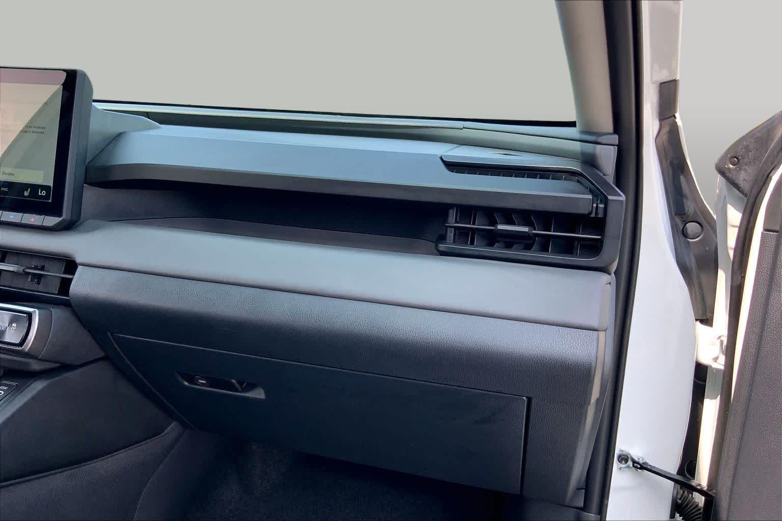 Certified Used 2026 Ice Cap Toyota XLE Premium image 18