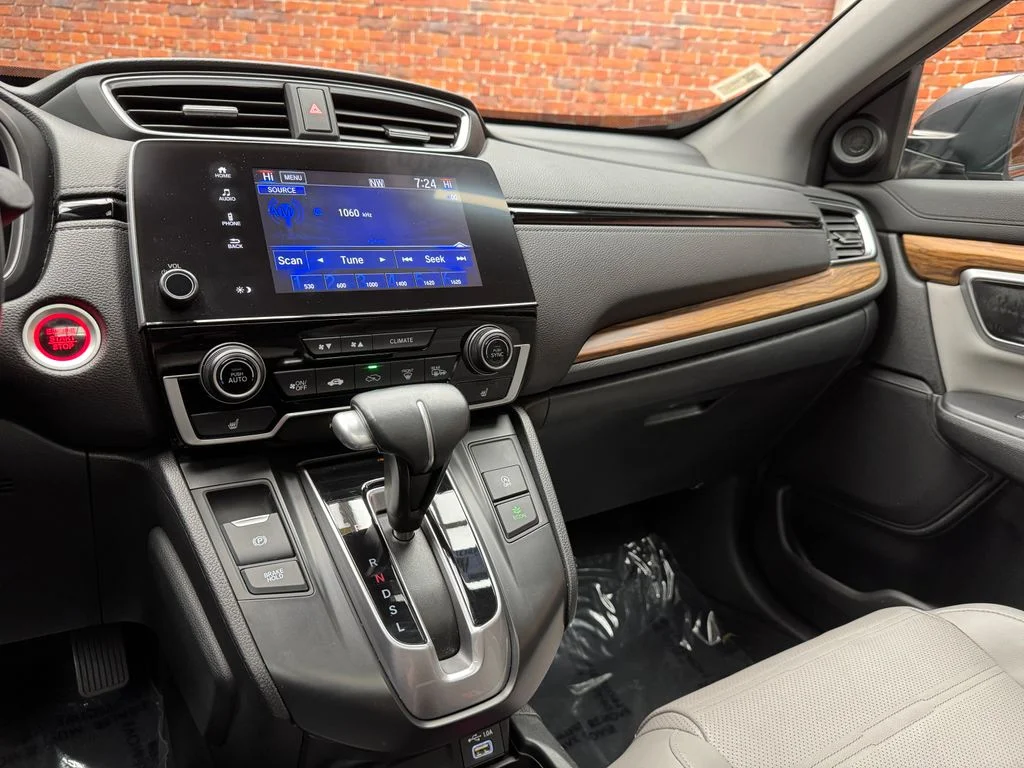Certified Used 2021 Gray Honda EX-L image 19