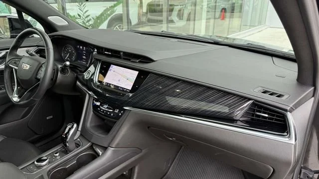 Used 2022 Stellar Black Metallic Cadillac Premium Luxury image 22