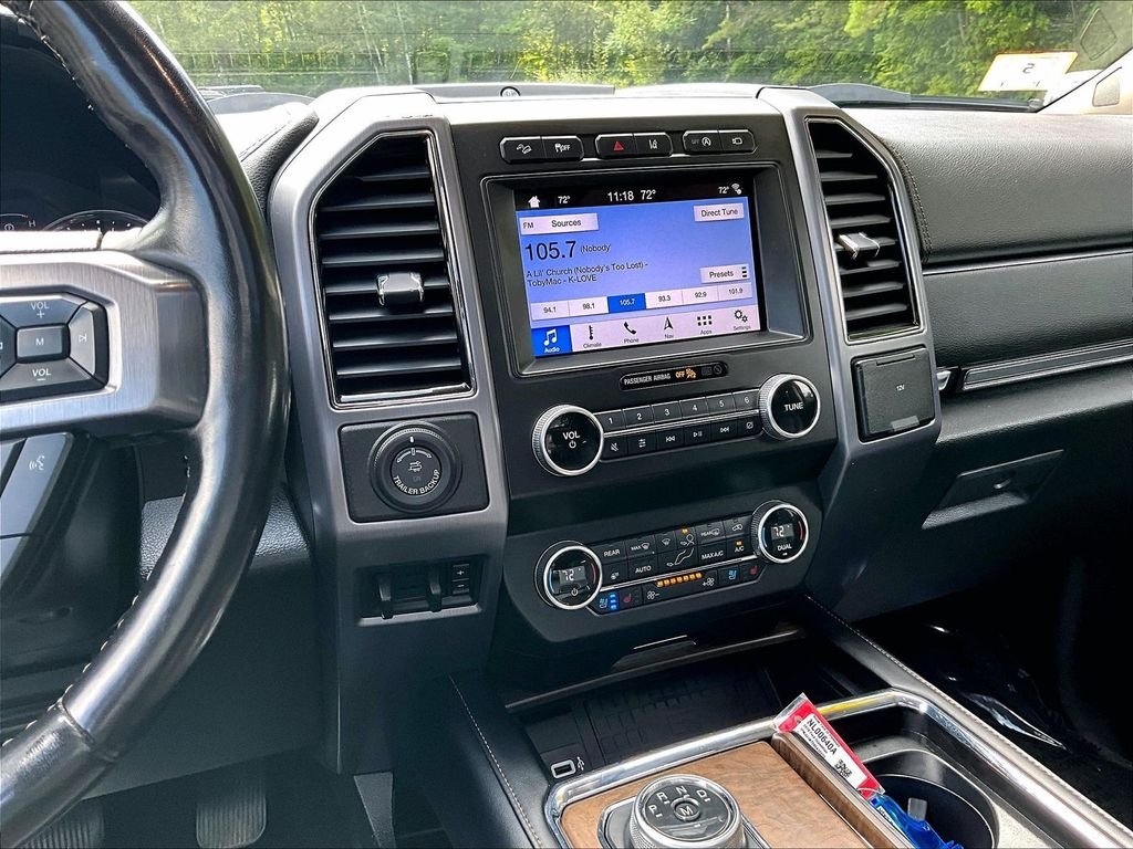 Used 2019 Black Metallic Ford Platinum image 19
